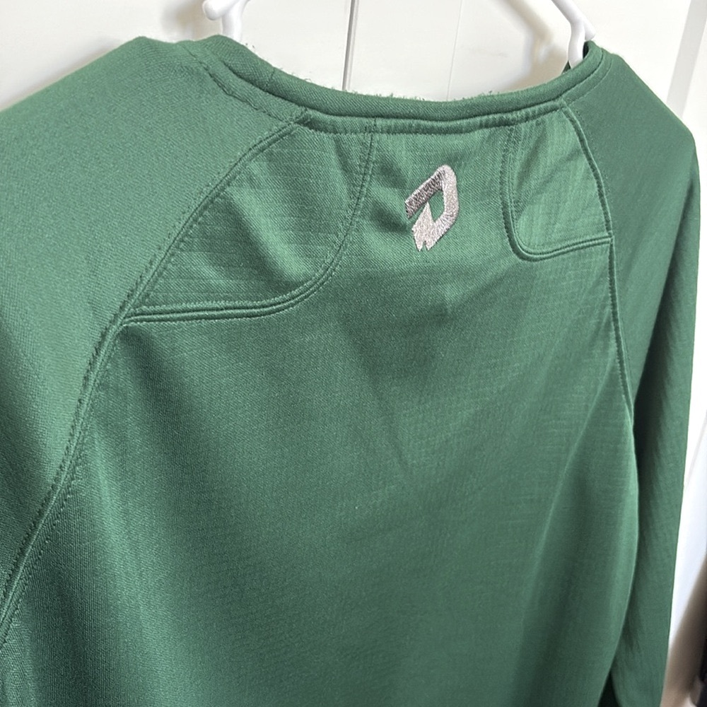 Lot of 2x [Demarini] & [Old Navy] Performance Athletic Workout Tops Size Youth - Picture 5 of 16